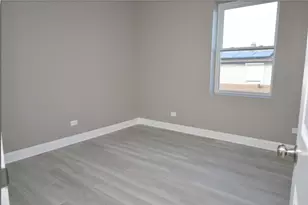 1900 W Garfield Blvd, Chicago, IL 60609 - Photo 2