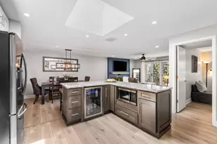 6050 W Eastwood Ave, Chicago, IL 60630 - Photo 6