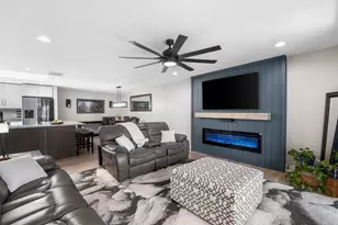 6050 W Eastwood Ave, Chicago, IL 60630 - Photo 16