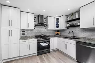 6050 W Eastwood Ave, Chicago, IL 60630 - Photo 8