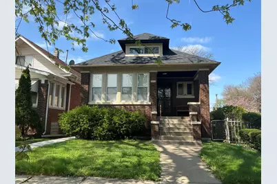 8042 S Bennett Avenue, Chicago, IL 60617 - Photo 1