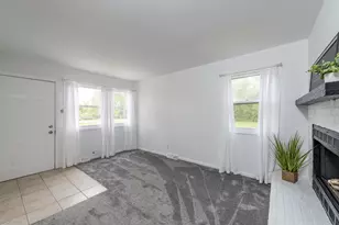 40525 N Marcus St, Antioch, IL 60002 - Photo 4