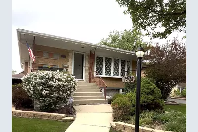 9220 Parkside Avenue, Oak Lawn, IL 60453 - Photo 1