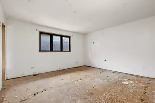 9300 Major Ave, Oak Lawn, IL 60453 - Photo 6