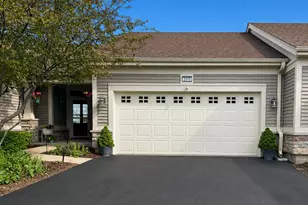 2815 Normandy Cir, Naperville, IL 60564 - Photo 2