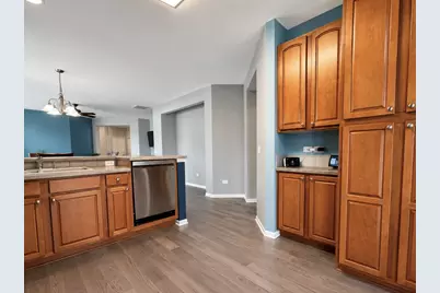 2815 Normandy Circle, Naperville, IL 60564 - Photo 6