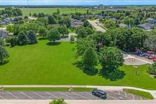 1019 Sandhurst Dr, Sandwich, IL 60548 - Photo 54