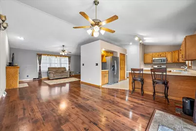 1019 Sandhurst Drive, Sandwich, IL 60548 - Photo 8