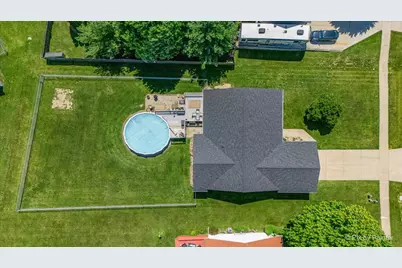 1019 Sandhurst Drive, Sandwich, IL 60548 - Photo 44