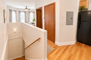 1647 W Sherwin Ave, Chicago, IL 60626 - Photo 2