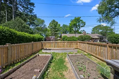 315 S Westlawn Avenue, Aurora, IL 60506 - Photo 22