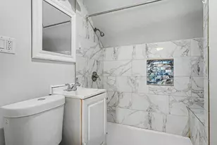 124 W 108th Pl, Chicago, IL 60628 - Photo 8