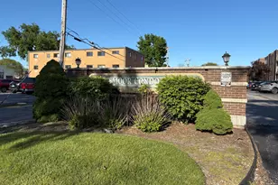 1117 Leavitt Ave, Flossmoor, IL 60422 - Photo 1