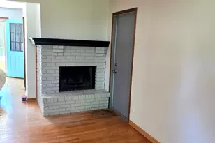 1234 N Lyle Ave, Elgin, IL 60123 - Photo 6