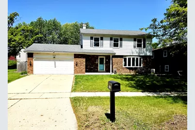 1234 N Lyle Avenue, Elgin, IL 60123 - Photo 1