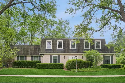 2629 Kingston Drive, Northbrook, IL 60062 - Photo 1