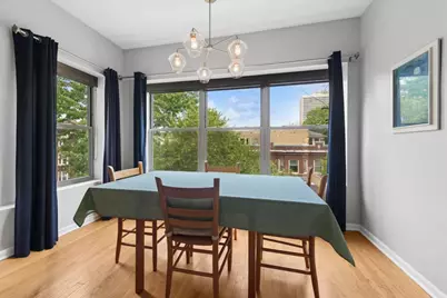 1241 W Rosemont Avenue #3W, Chicago, IL 60660 - Photo 4