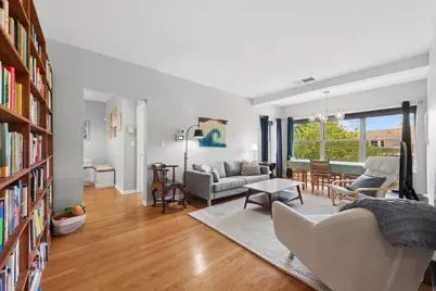1241 W Rosemont Avenue #3W, Chicago, IL 60660 - Photo 2
