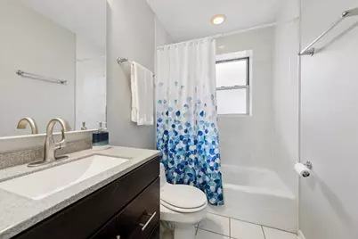 1241 W Rosemont Avenue #3W, Chicago, IL 60660 - Photo 10