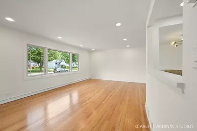 102 N Erie Street, Wheaton, IL 60187 - Photo 16
