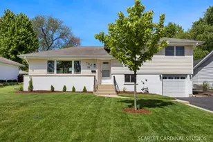 102 N Erie St, Wheaton, IL 60187 - Photo 2