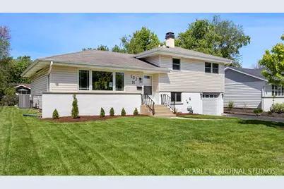 102 N Erie Street, Wheaton, IL 60187 - Photo 1