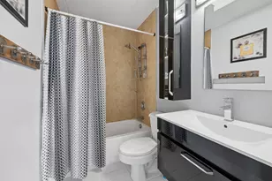 75 Kristin Cir, Schaumburg, IL 60195 - Photo 12