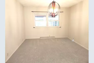 211 E Depew Street, Odin, IL 62870 - Photo 6