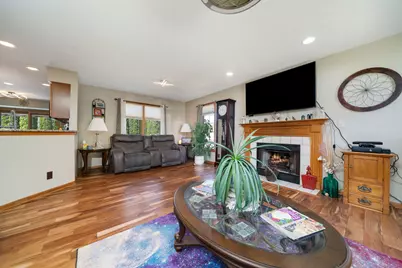 310 Shelden Drive, Winnebago, IL 61088 - Photo 28