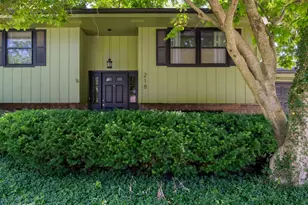 218 Cambridge Dr, Normal, IL 61761 - Photo 44