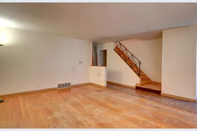 9143 S Cottage Grove Avenue #Unit-B, Chicago, IL 60619 - Photo 4