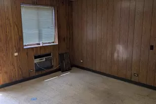 3218 W Wireton Rd, Blue Island, IL 60406 - Photo 2