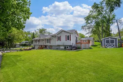110 Oakwood Lane, Bartlett, IL 60103 - Photo 2