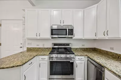 4644 S Prairie Avenue #2N, Chicago, IL 60653 - Photo 8