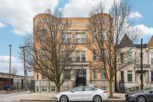 4644 S Prairie Ave, Chicago, IL 60653 - Photo 1