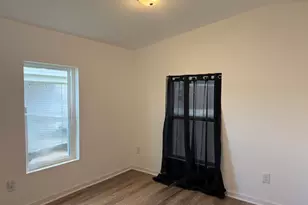 2705 St Vincent Ave, Lasalle, IL 61301 - Photo 10