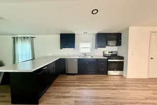2705 St Vincent Ave, Lasalle, IL 61301 - Photo 4