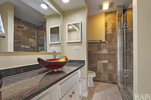 70 Old Oak Dr, Buffalo Grove, IL 60089 - Photo 14