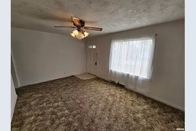 2712 Logan Street, Mt Vernon, IL 62864 - Photo 6