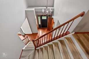 5010 Thistle Ln, Lake in the Hills, IL 60156 - Photo 4