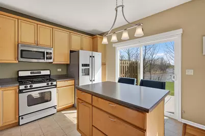2027 S Kristina Lane, Round Lake, IL 60073 - Photo 10