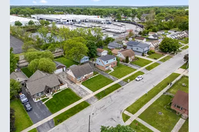 7809 Columbia Drive, Bridgeview, IL 60455 - Photo 12