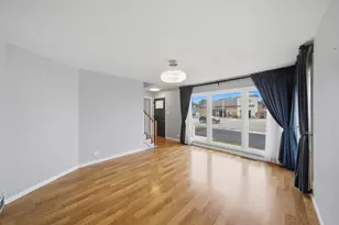 1517 E Roosevelt Rd, Wheaton, IL 60187 - Photo 4