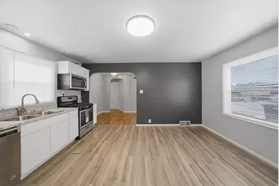 1517 E Roosevelt Road, Wheaton, IL 60187 - Photo 10