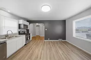 1517 E Roosevelt Rd, Wheaton, IL 60187 - Photo 10