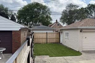 3725 W 80th St, Chicago, IL 60652 - Photo 12