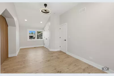 9338 Sayre Avenue, Oak Lawn, IL 60453 - Photo 12