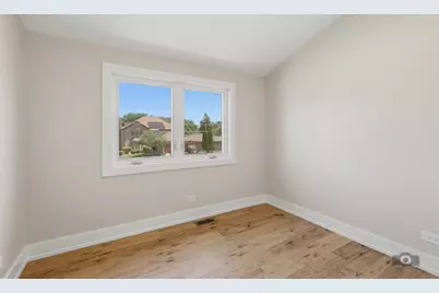 9338 Sayre Avenue, Oak Lawn, IL 60453 - Photo 14