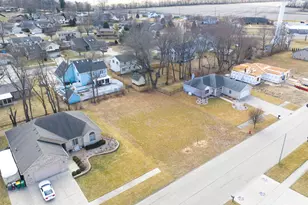 883 Winchester Green Dr, Wilmington, IL 60481 - Photo 1