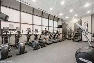 211 E Ohio St, Chicago, IL 60611 - Photo 12